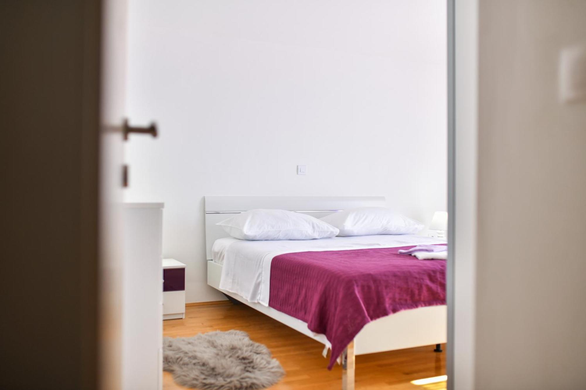 Hotel Apartman Novokmet-Crno Zadar Exteriér fotografie