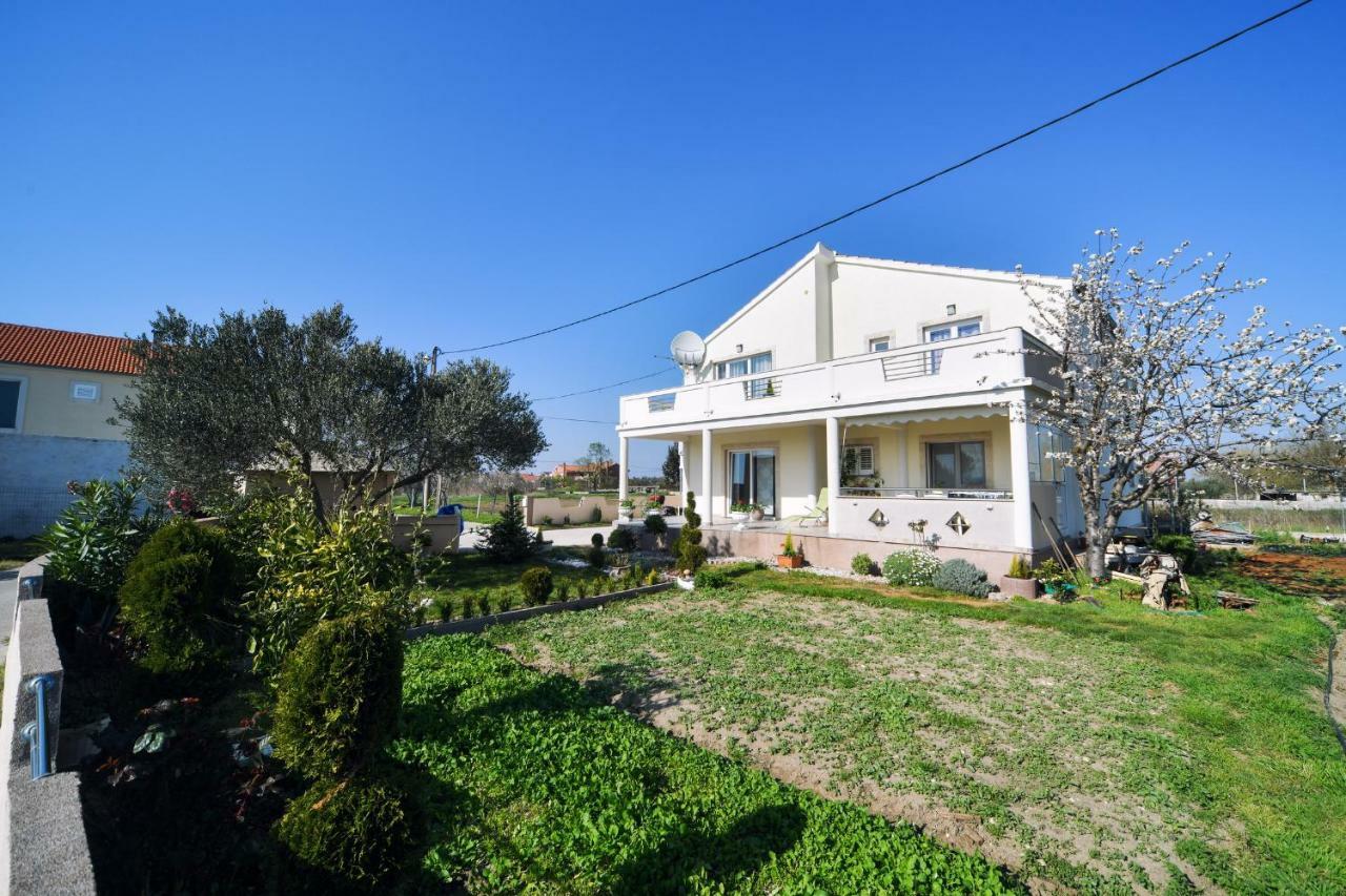 Hotel Apartman Novokmet-Crno Zadar Exteriér fotografie
